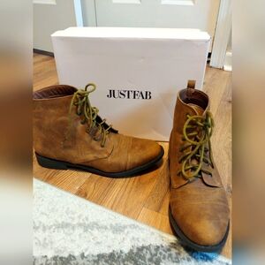 JustFab Women's booties size 10